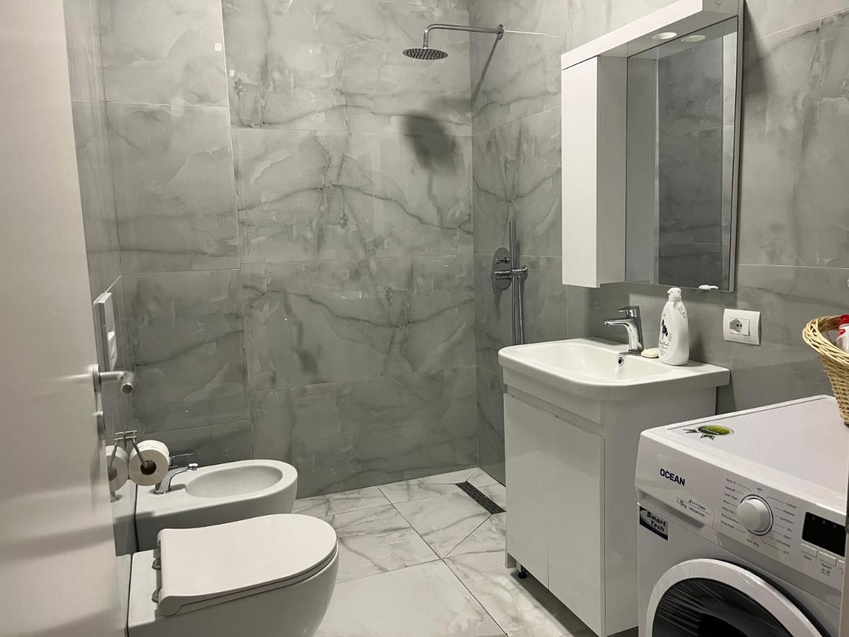 Comfy Nest Apartment- Free Parking ティラナ エクステリア 写真