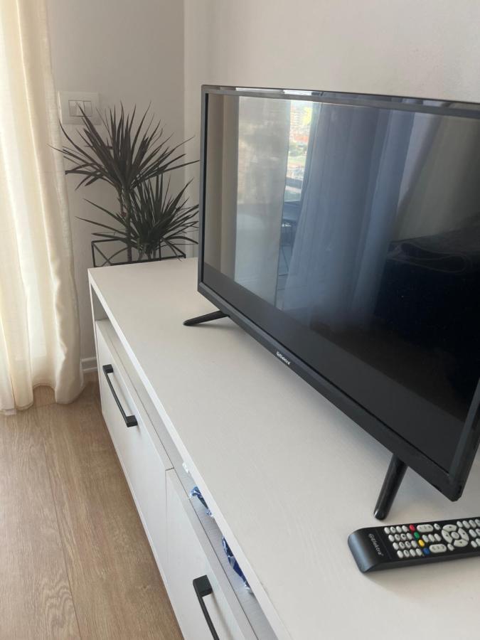 Comfy Nest Apartment- Free Parking ティラナ エクステリア 写真