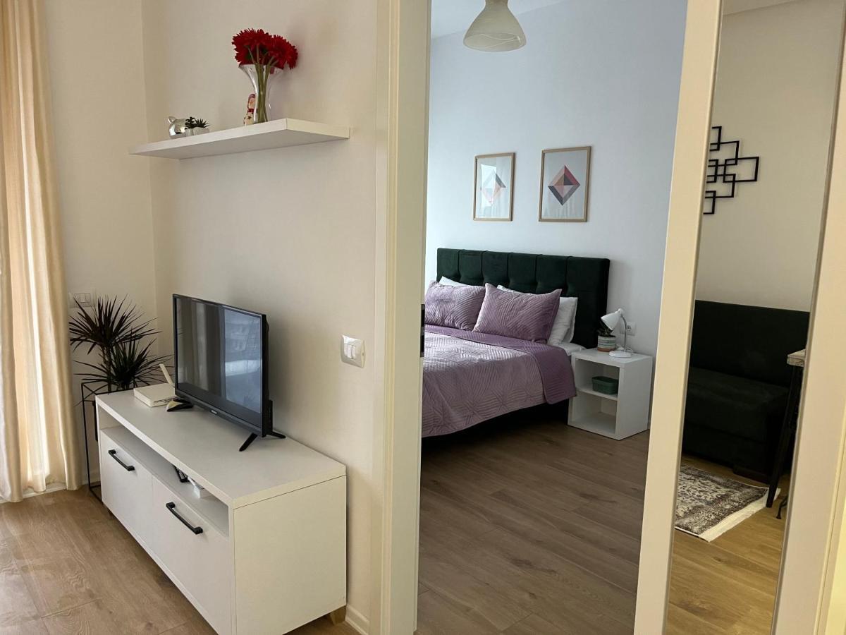 Comfy Nest Apartment- Free Parking ティラナ エクステリア 写真